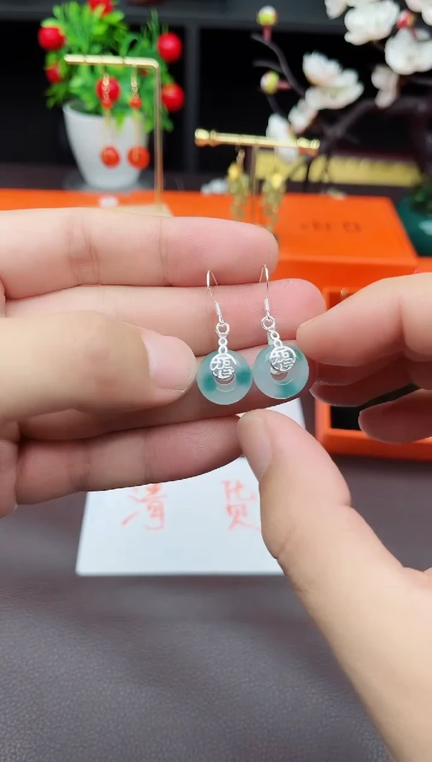 石英质玉（天山翠）银S925镶嵌耳饰721000