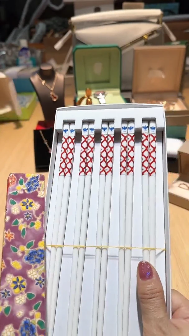 【闪购商品】瓷片锅碗瓢盆一件不剩