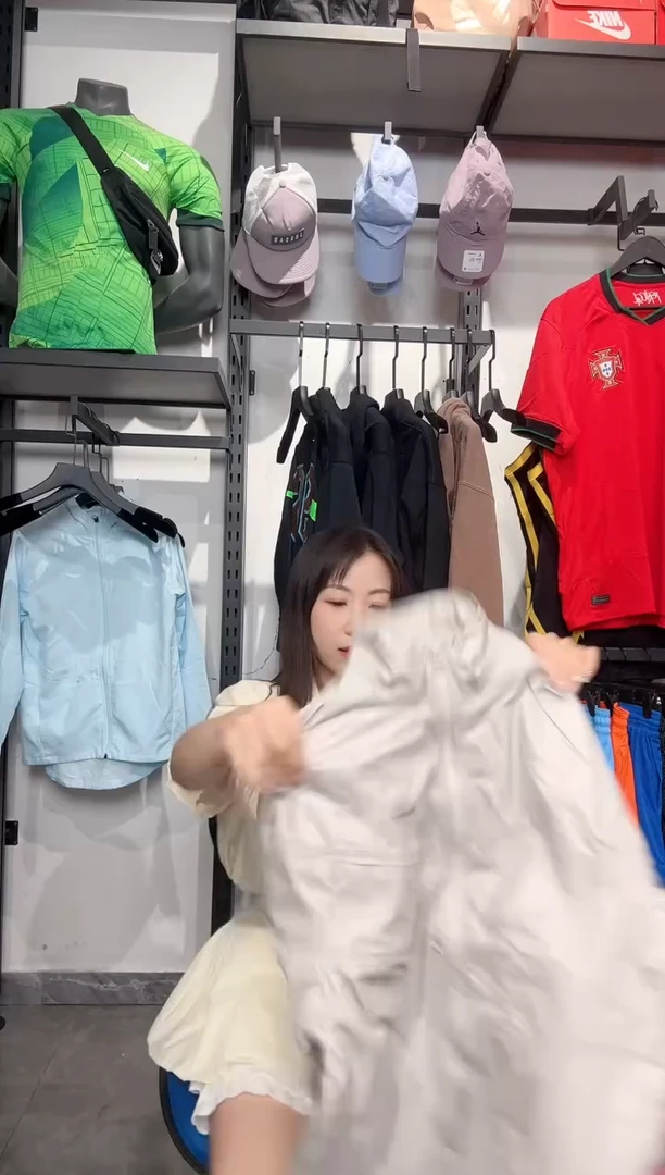 1709编码 瑕疵款直播间过款为准 尺码L