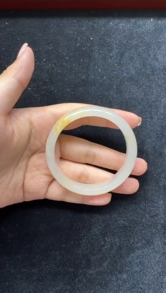 和田玉手镯未镶嵌629圈口55