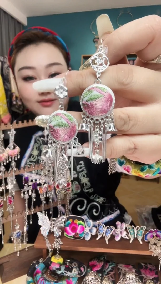 刺绣纯手工民族风刺绣耳环