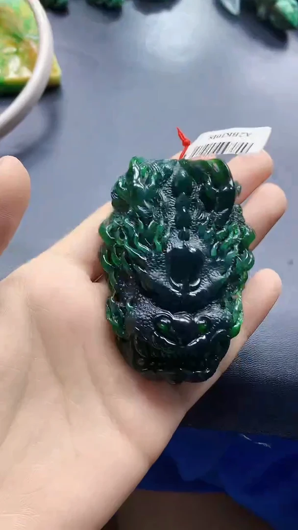 颈饰未镶嵌翡翠看*看天然缅甸a货翡翠