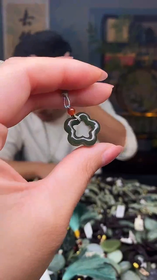 颈饰未镶嵌和田玉多样性发货，拍一发一