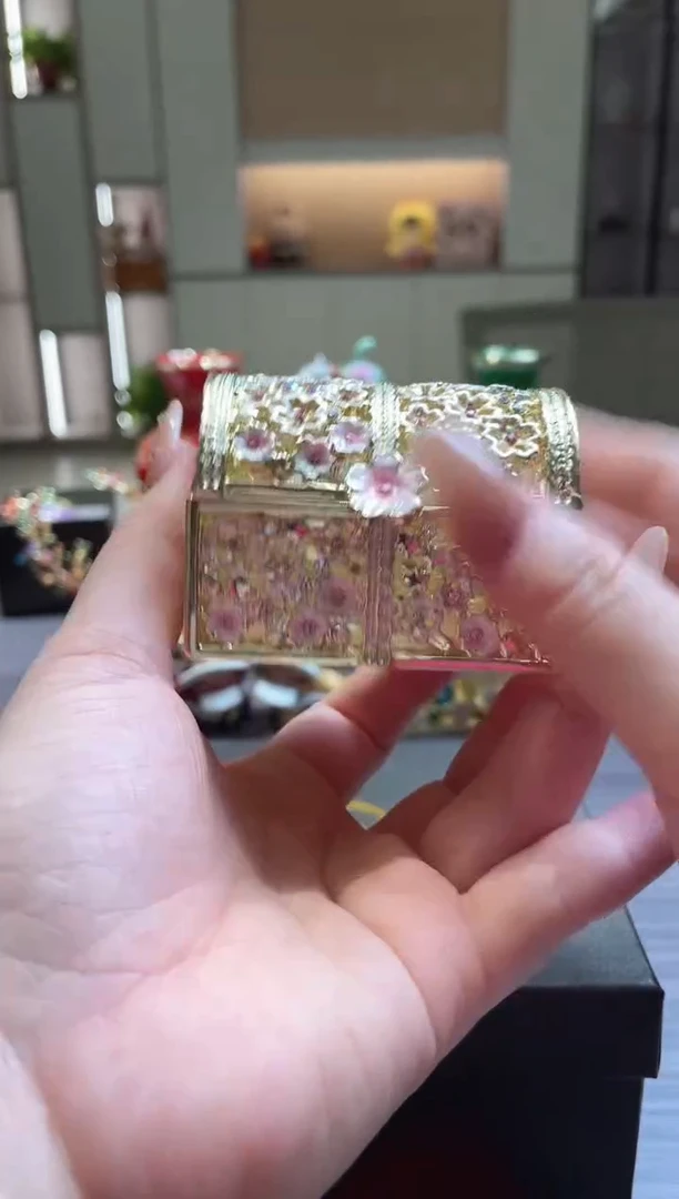 七宝烧珐琅彩首饰盒