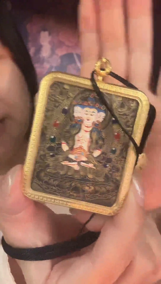 吊坠8.23双面 黑CC和大日老师