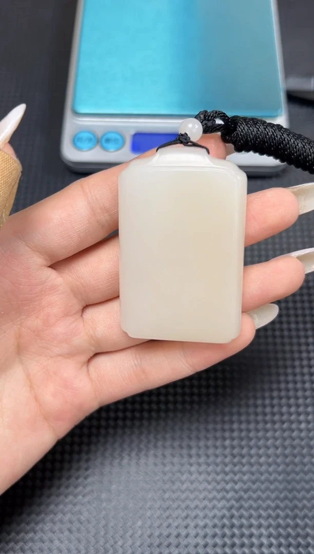 吊坠(不含链)未镶嵌和田玉12800