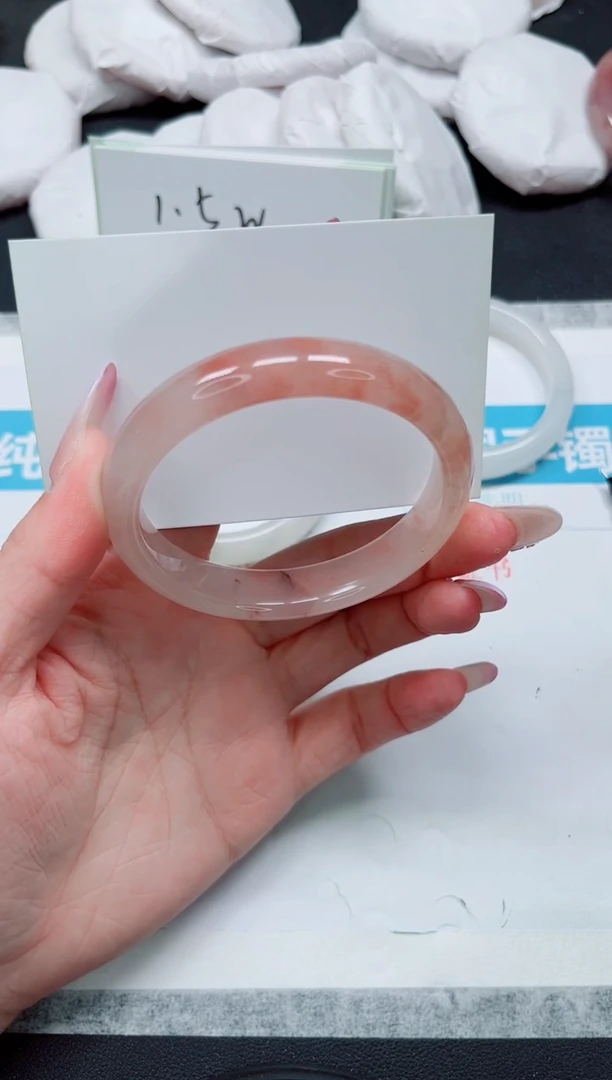 石英质玉手镯未镶嵌163-60