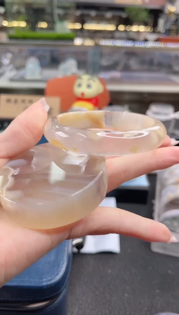 未镶嵌手镯石英质玉60圈口 （赠品镯心）3945528