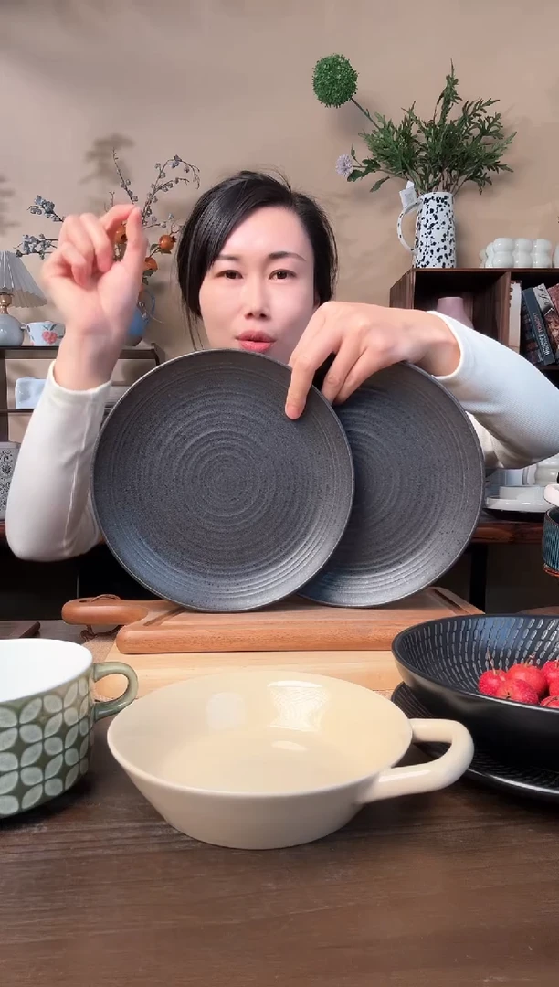 9英寸螺纹麻点盘2只微瑕