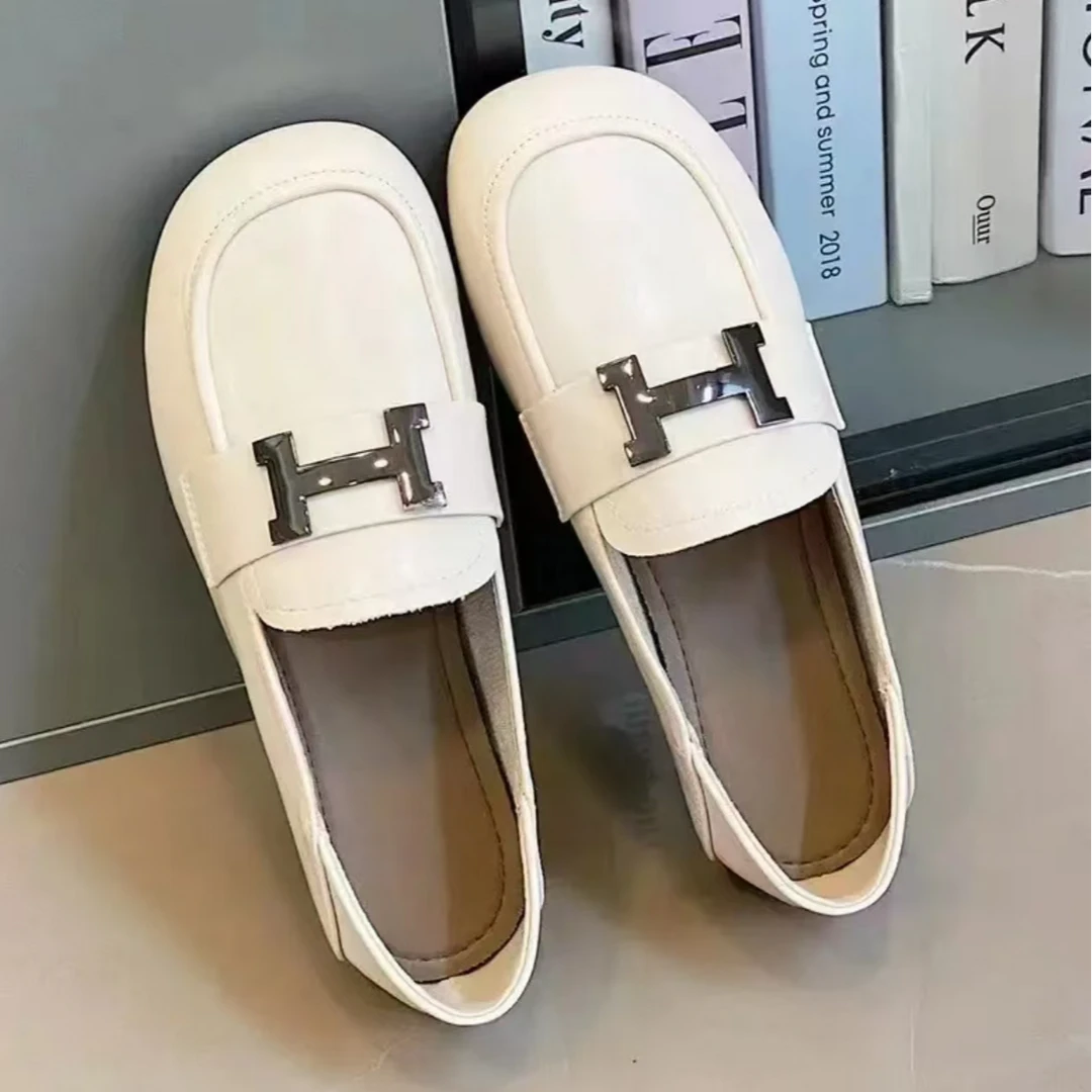 2025春夏新款时尚休闲百搭运动鞋女士系带白色春夏平底软底软面