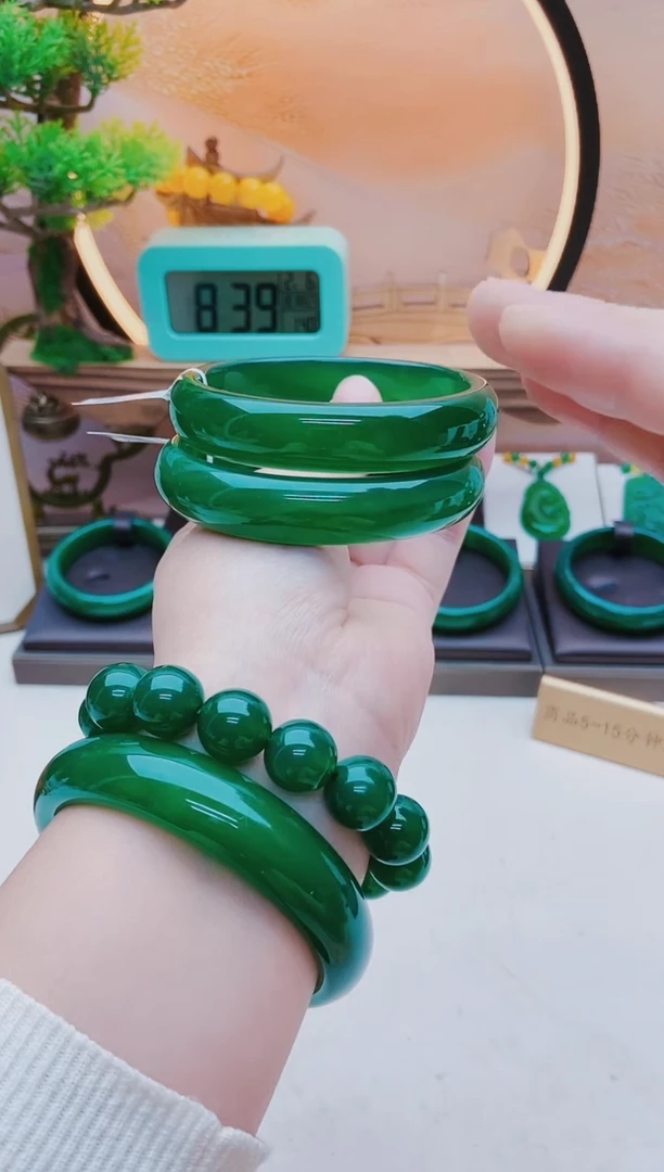 【闪购商品】玛瑙/玉髓手镯未镶嵌澳玉玛瑙手镯