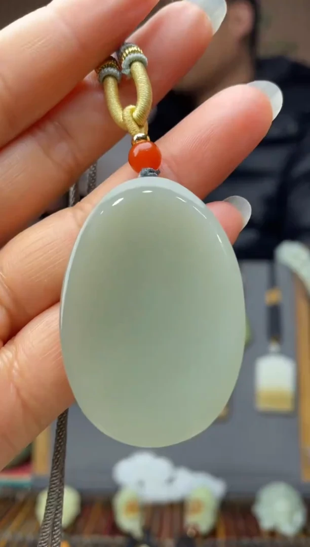 颈饰未镶嵌和田玉拍一发一