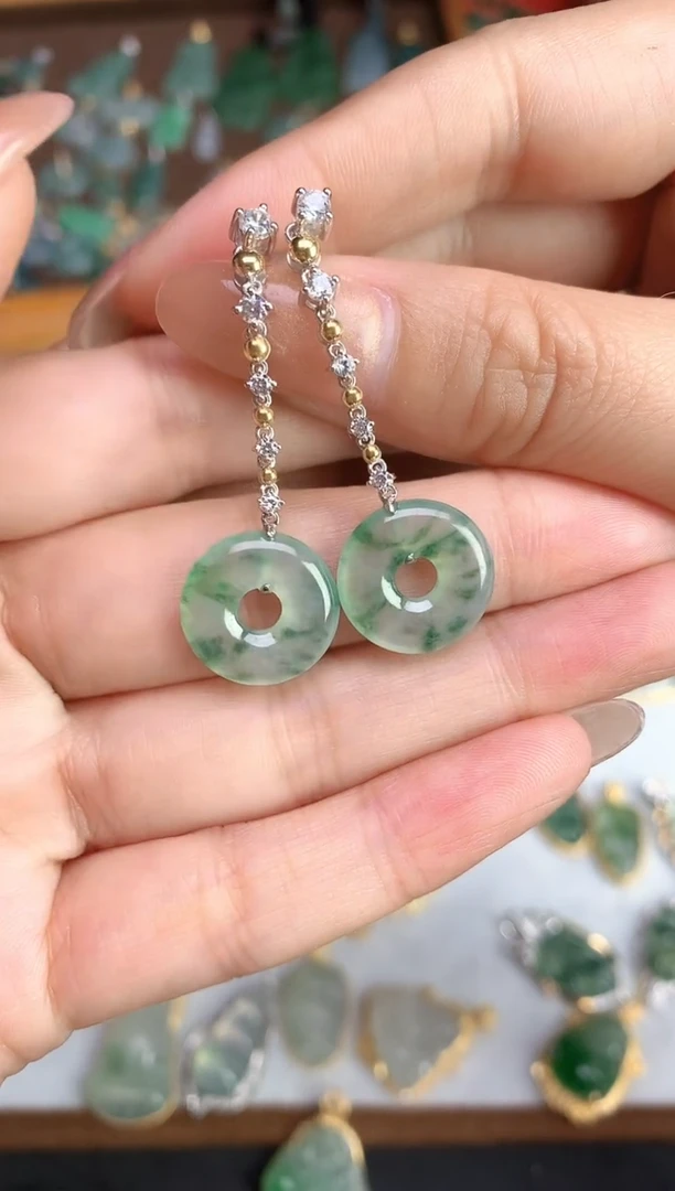 颈饰银S925镶嵌翡翠25111902