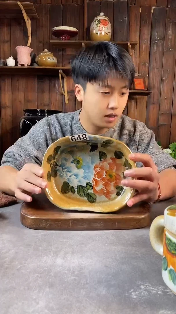 碗648，手工手绘，超出陶瓷