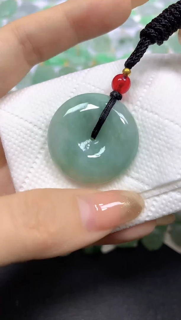 颈饰未镶嵌翡翠A货