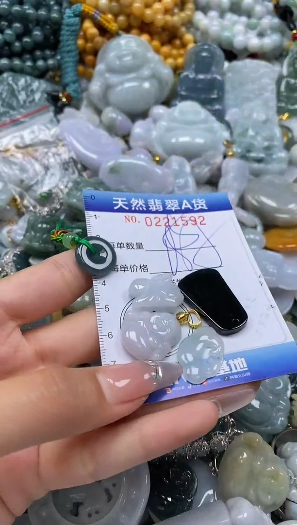 翡翠未镶嵌颈饰闪购0221592