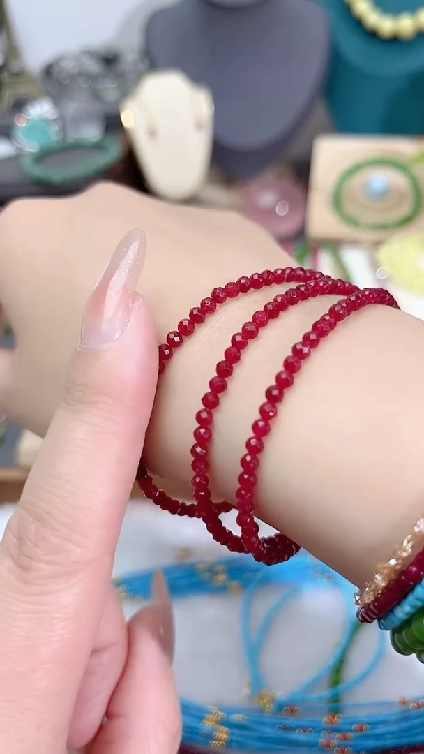 【闪购商品】红宝石手链银S925镶嵌吸扣99