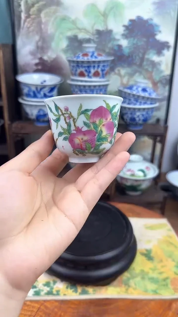 陶瓷粉彩三多铃铛杯