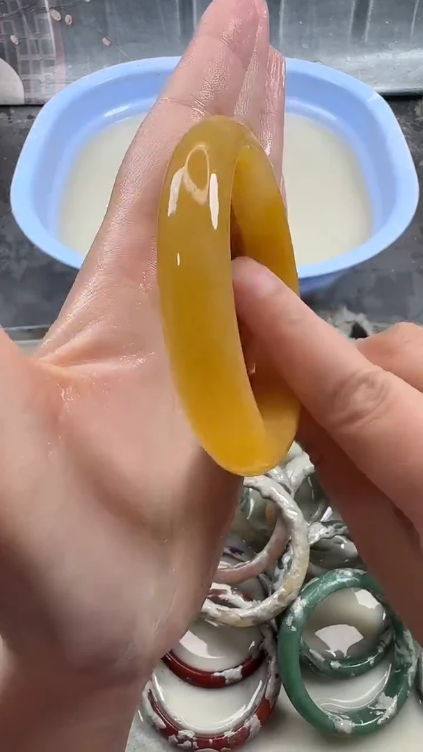 未镶嵌手镯石英质玉17