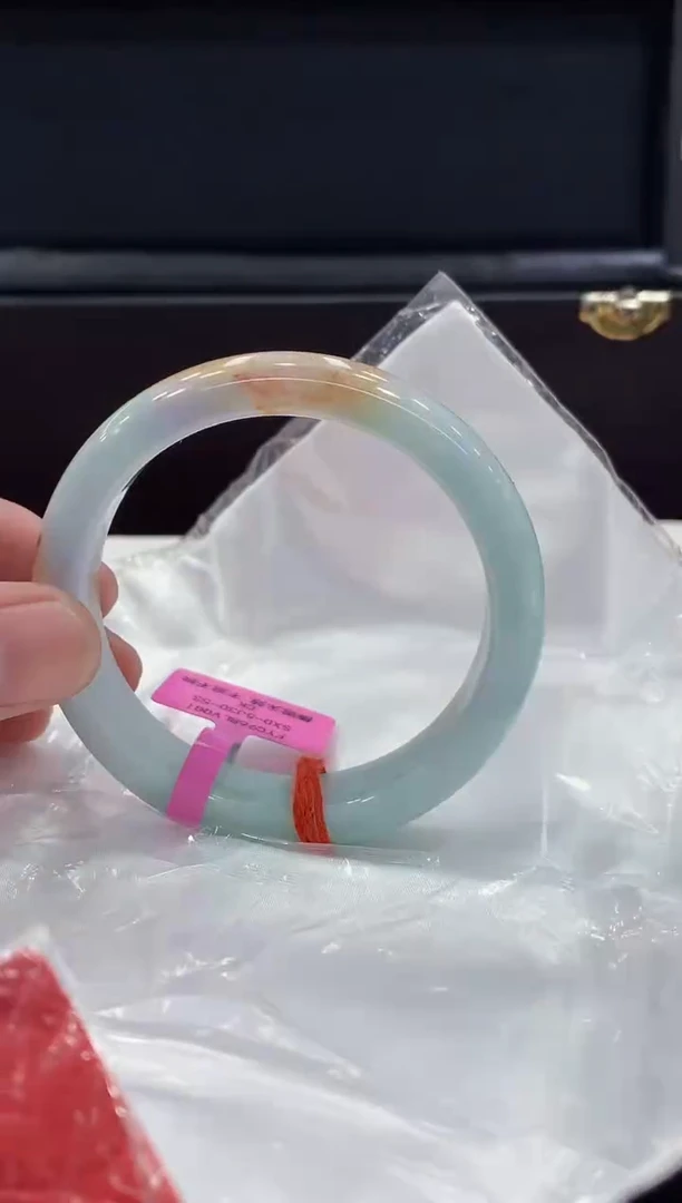 未镶嵌手镯翡翠翡翠手镯