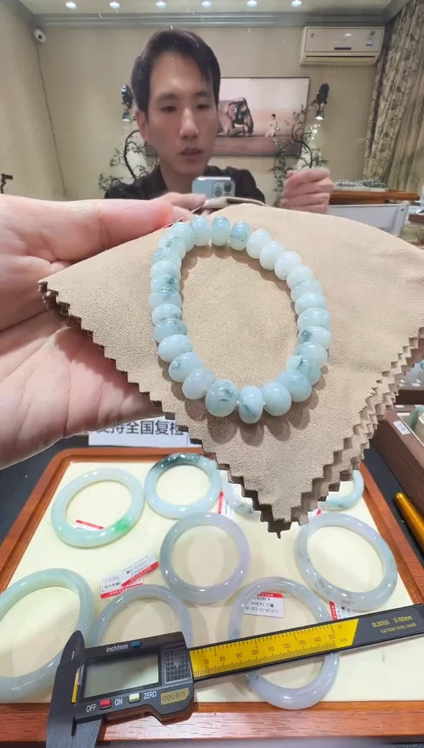 未镶嵌手串翡翠-纯天然缅甸A货翡翠鼓珠手串