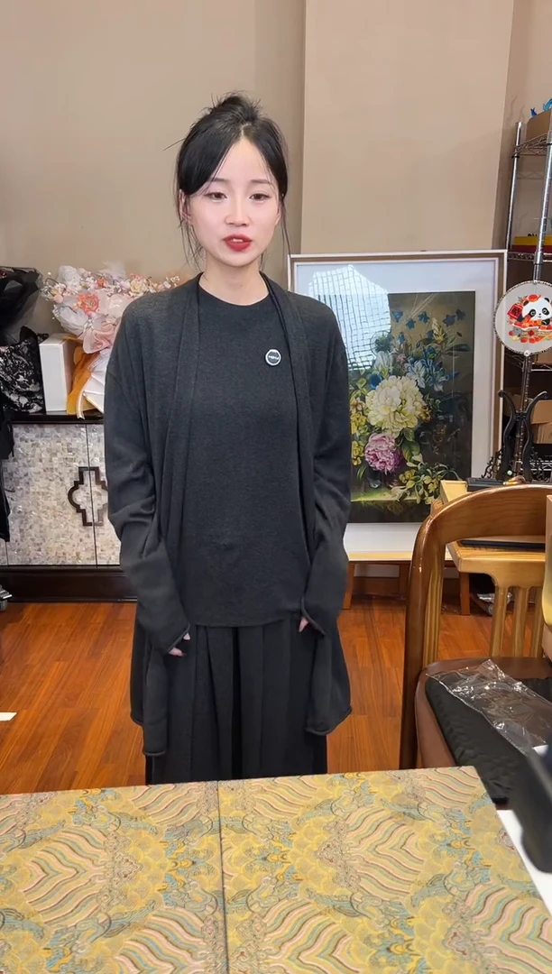 刺绣M 深灰3件套 3件衣服