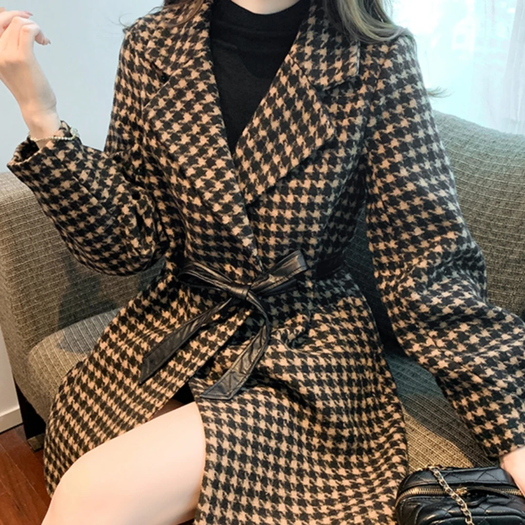 2025年秋冬新款气质西装领千鸟格毛呢外套女中长款收腰绑带上衣潮