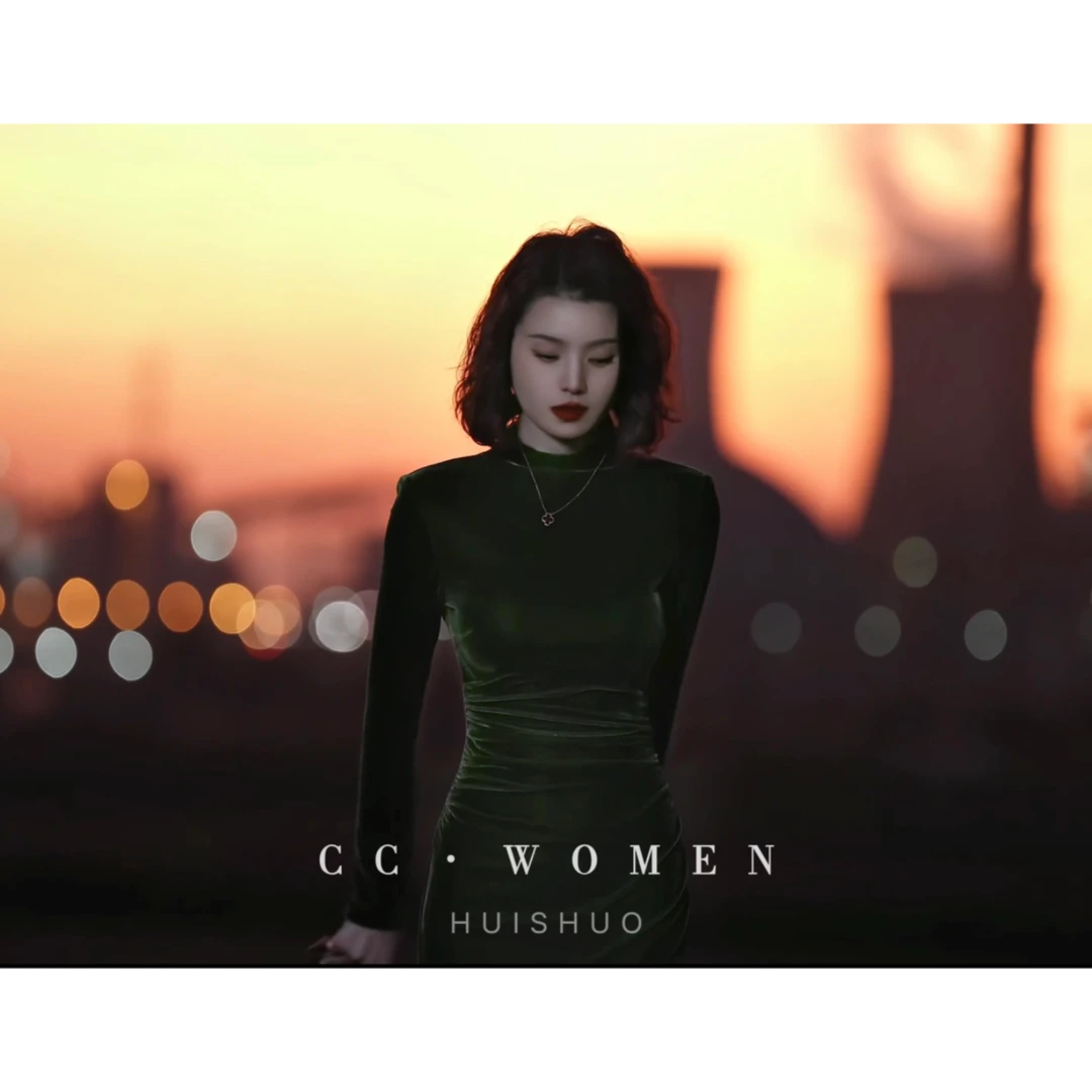 彩彩家【云端梦境】复古气质设计感显瘦遮肉高级优雅修身款连衣裙