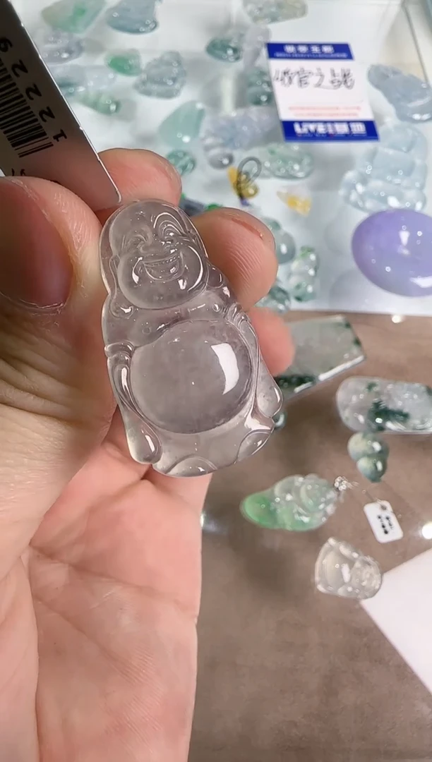 【闪购商品】翡翠吊坠(不含链)未镶嵌··