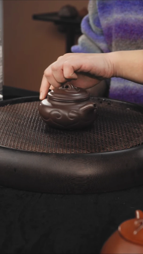 茶壶紫砂仿古如意 紫泥