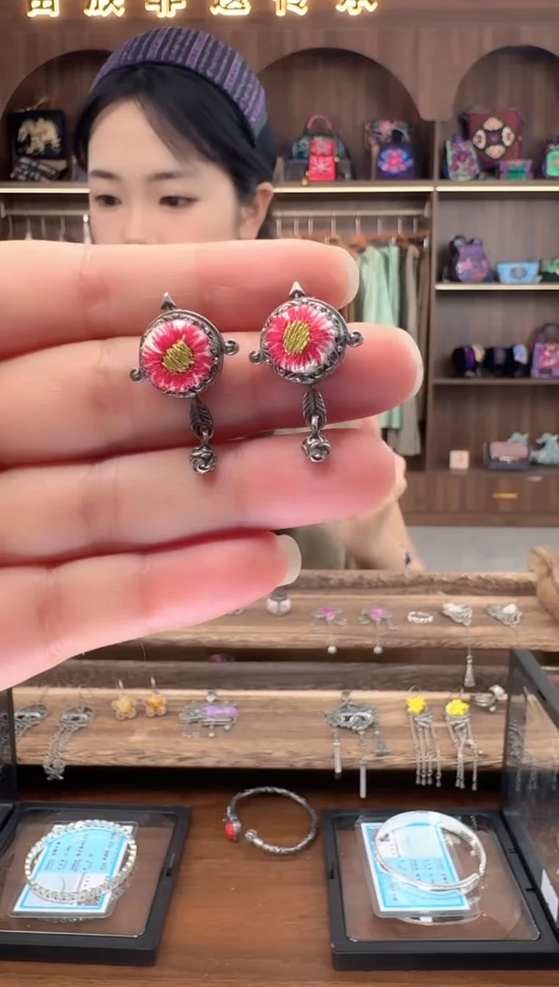 织绣扶光苗绣传承17