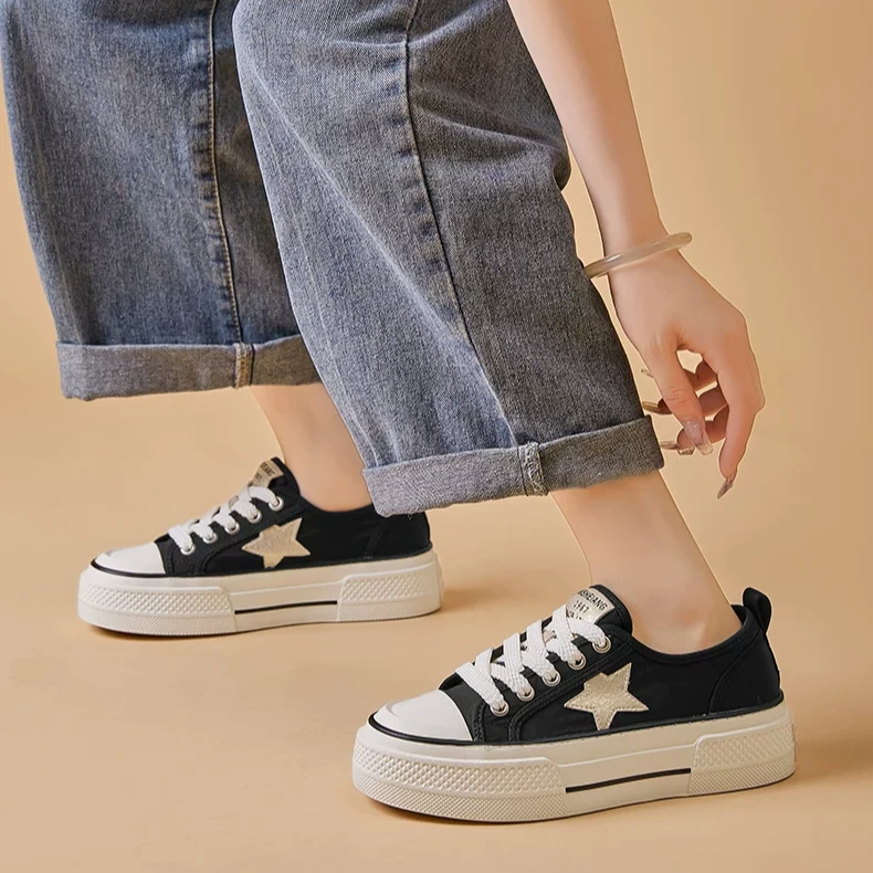 【老彭同学】休闲透气布鞋百搭板鞋L33-10