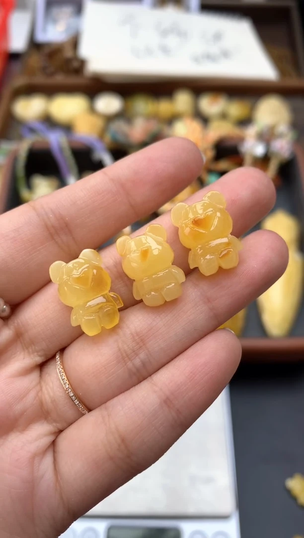 【闪购商品】琥珀珠宝奇石未镶嵌004琥珀蜜蜡三单多样性随机发其一