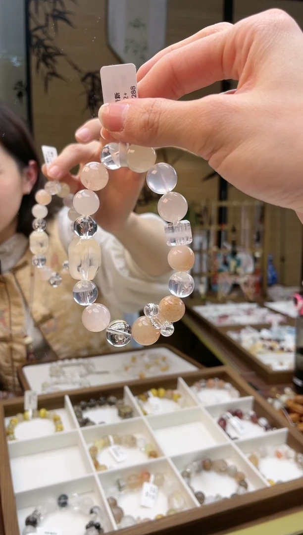 【闪购商品】水晶手链未镶嵌多宝