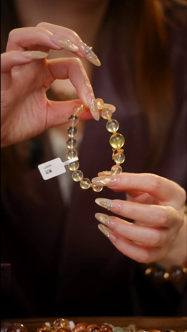 合金手串水晶黄水