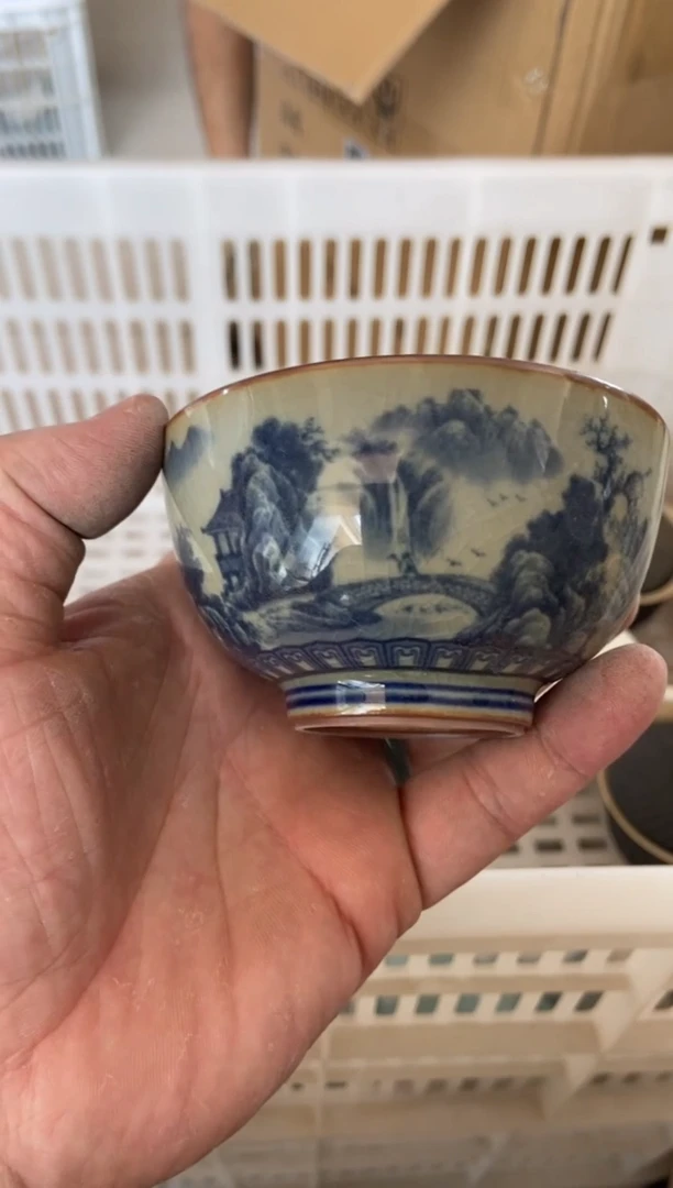 无运费险有瑕疵的摄影的产品有使用过的痕迹有点脏介意勿拍