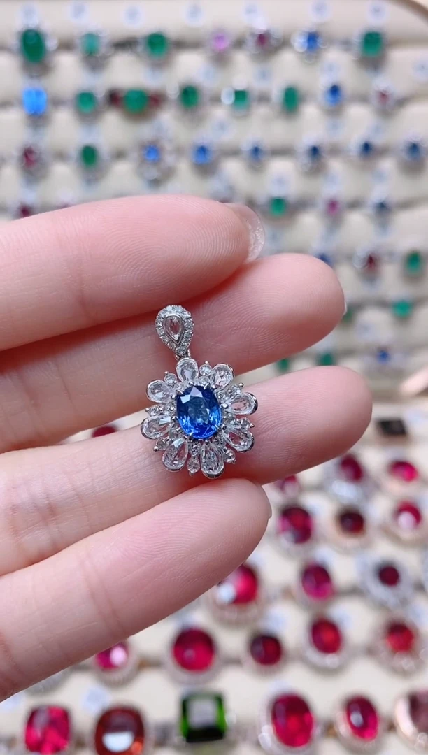 【闪购商品】碧玺18K金吊坠18K金镶嵌1