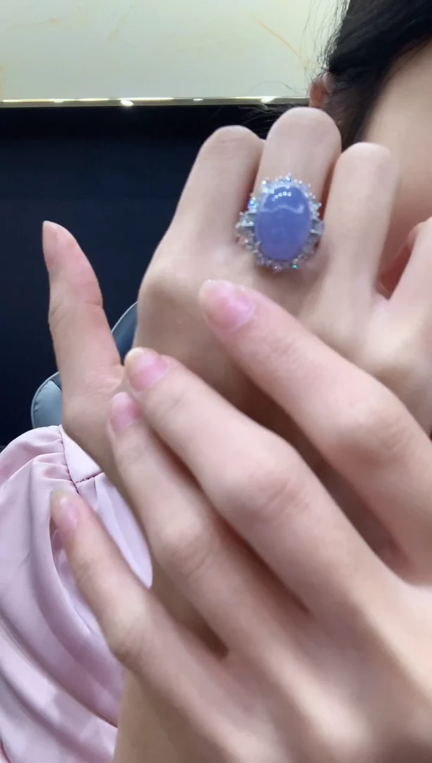 18K金镶嵌戒指翡翠JS多样性发其一