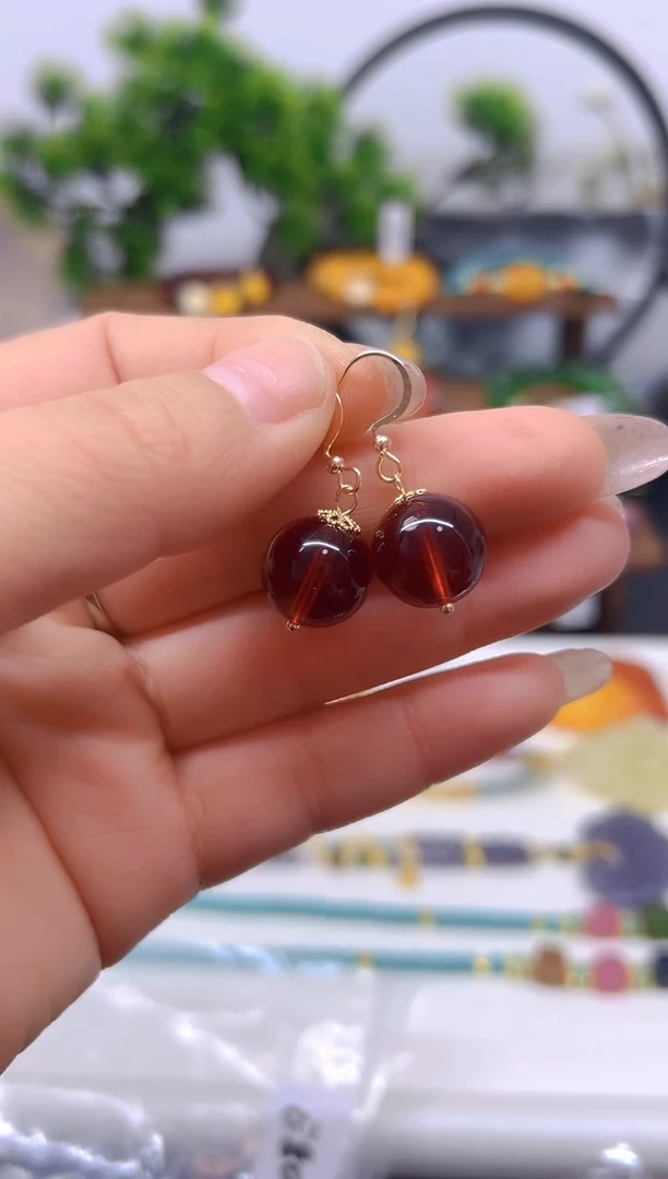 【闪购商品】血珀耳饰14K金镶嵌耳饰E80