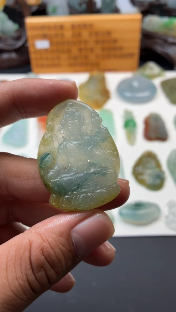 未镶嵌定制翡翠翡翠