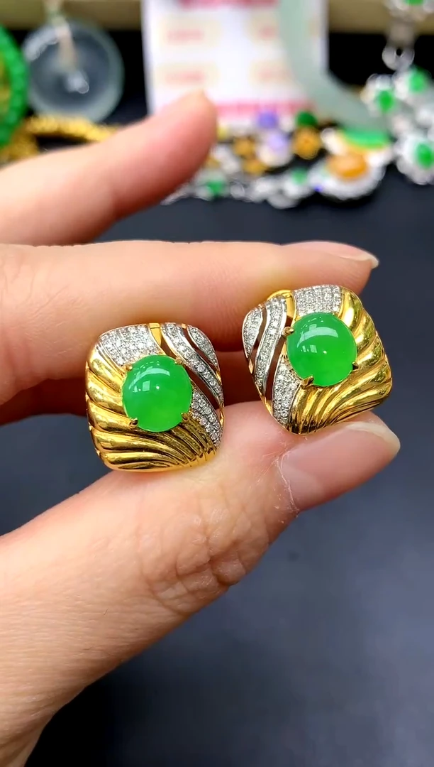 18K金镶嵌翡翠耳饰560-中国好珍宝