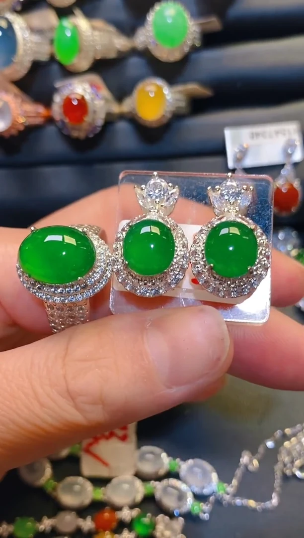 未镶嵌翡翠耳饰铜托
