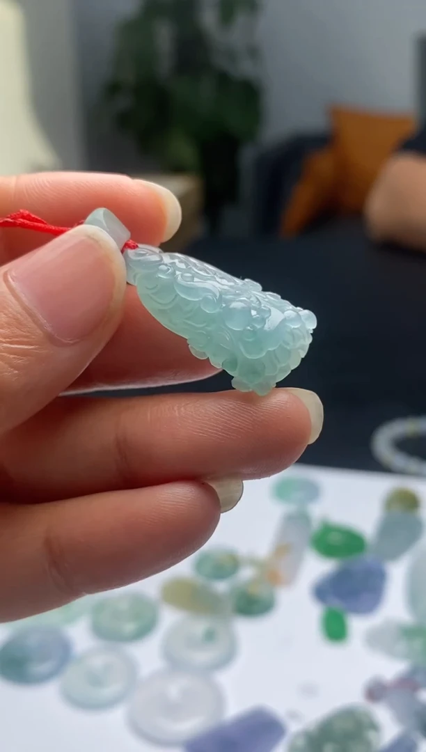 定制翡翠未镶嵌毛货翡翠~多样性发其一