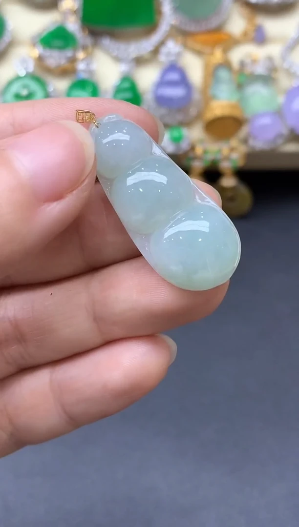 颈饰未镶嵌翡翠15中国好珍宝