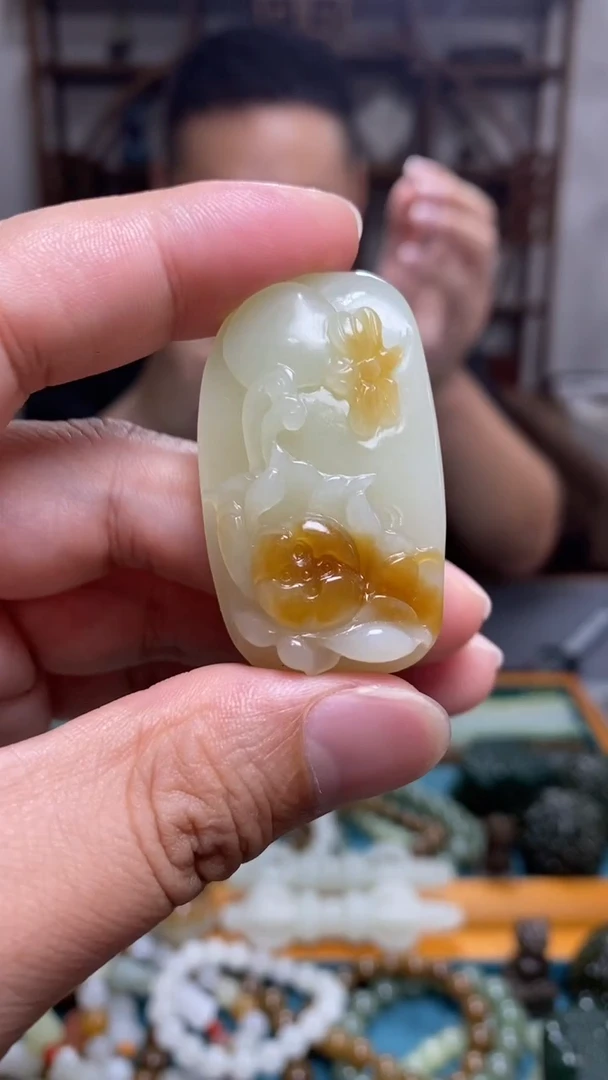 和田玉未镶嵌颈饰79