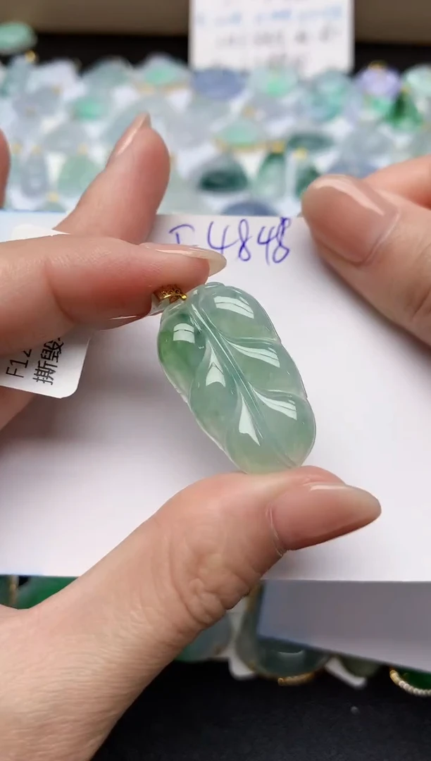 颈饰未镶嵌翡翠天然缅甸A货翡翠百元以上9元证书费自理