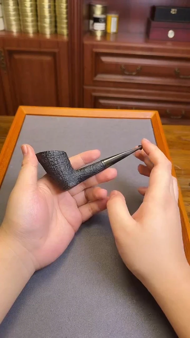 北*子龙烟斗馆 意大利童巴里