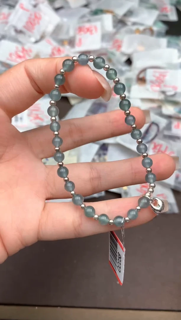 未镶嵌挂件翡翠一