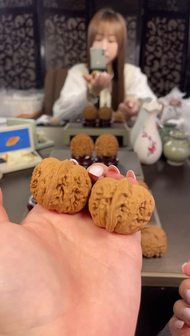 【闪购商品】文玩核桃把件平谷元宝42尺-2