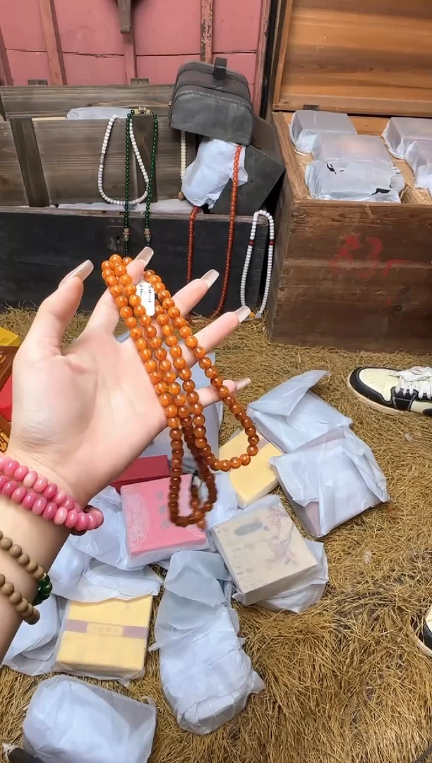 精美手串（无礼盒）